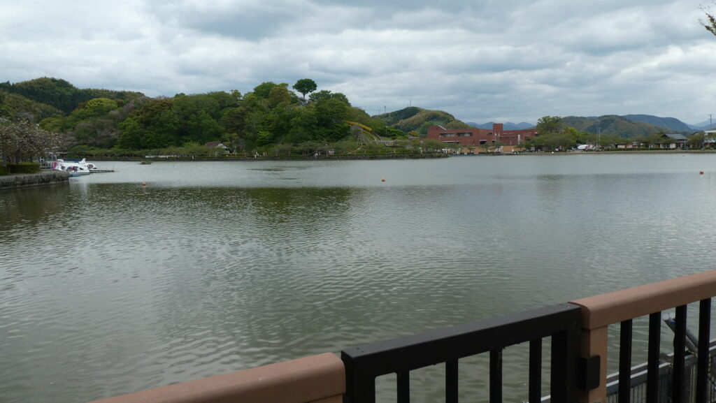 蓮花寺池公園