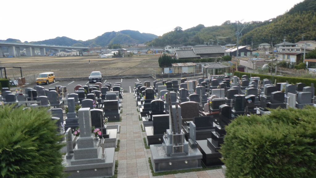 葉梨の里霊園と曹洞宗、石龍山、灌溪寺（かんけいじ）新東名の近くでアクセスもよく、環境もいい